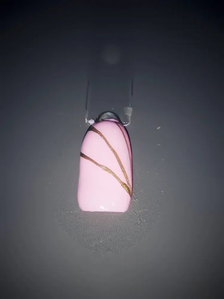 ongle trait